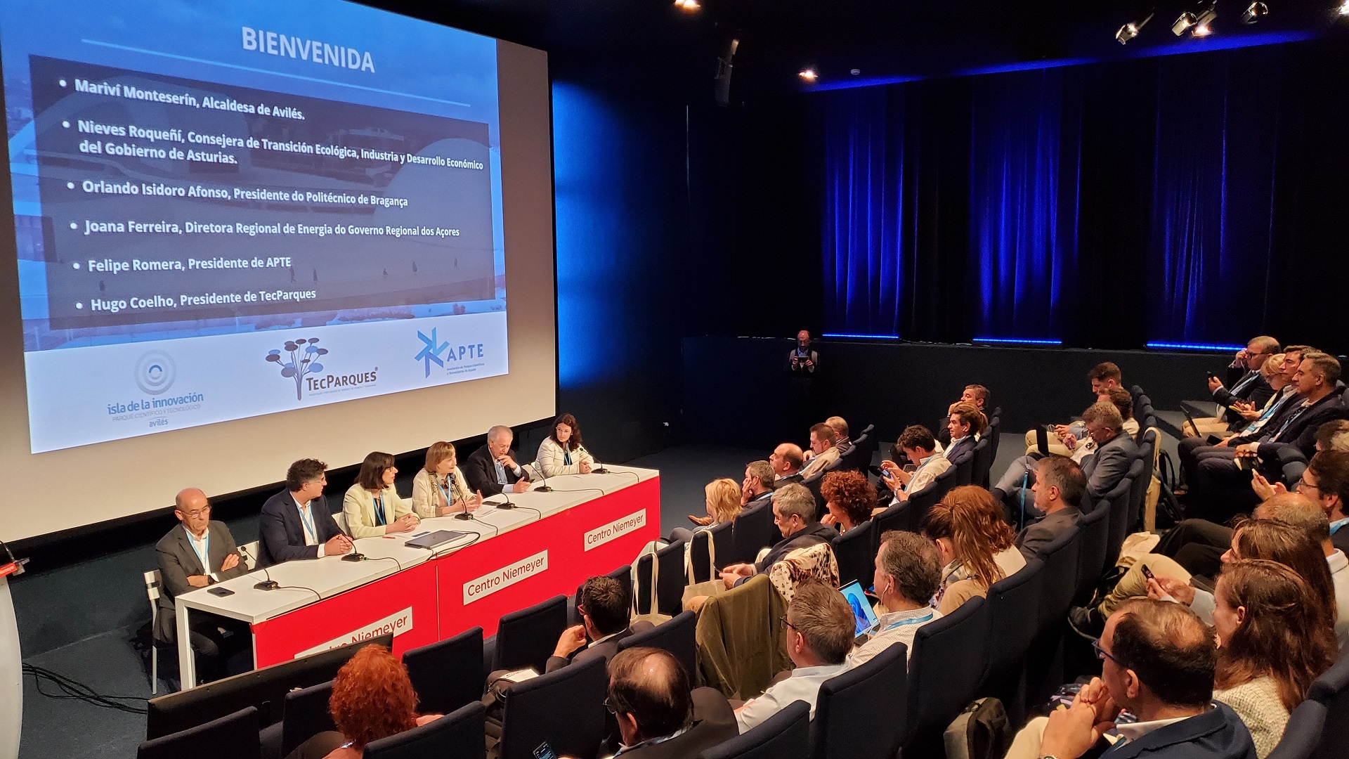 La alcaldesa, durante su intervención