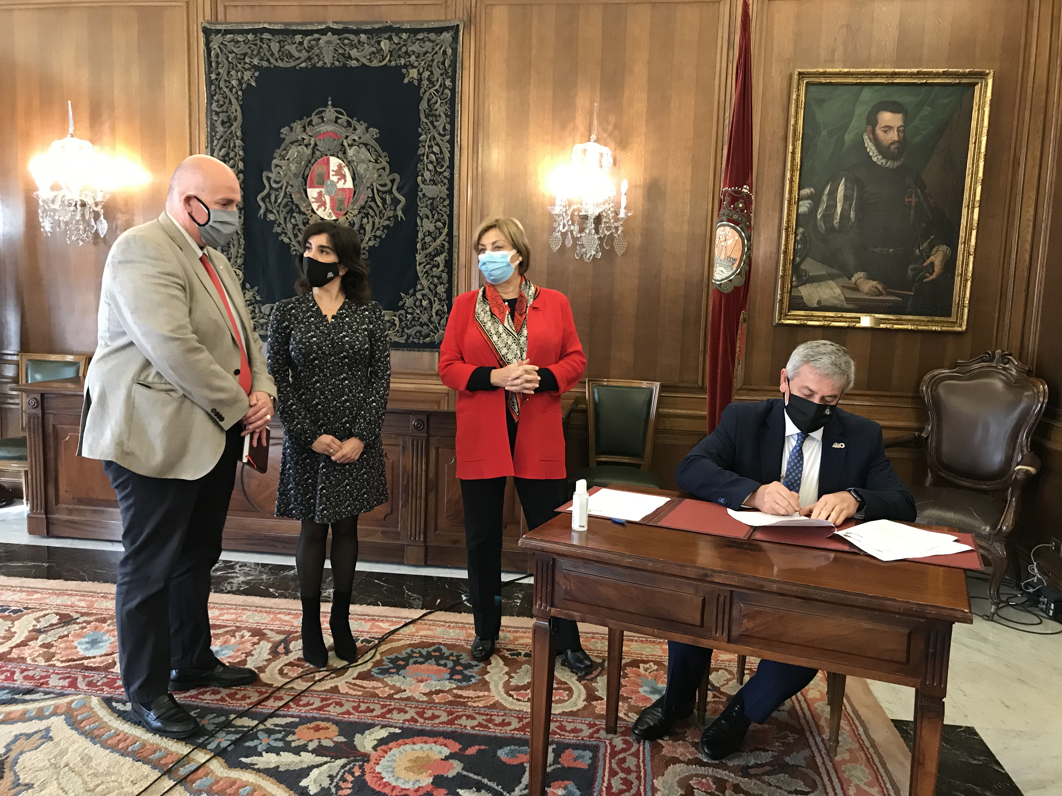 Ayuntamiento de Avilés y Universidad de Oviedo firman el convenio para crear la Cátedra de Cine