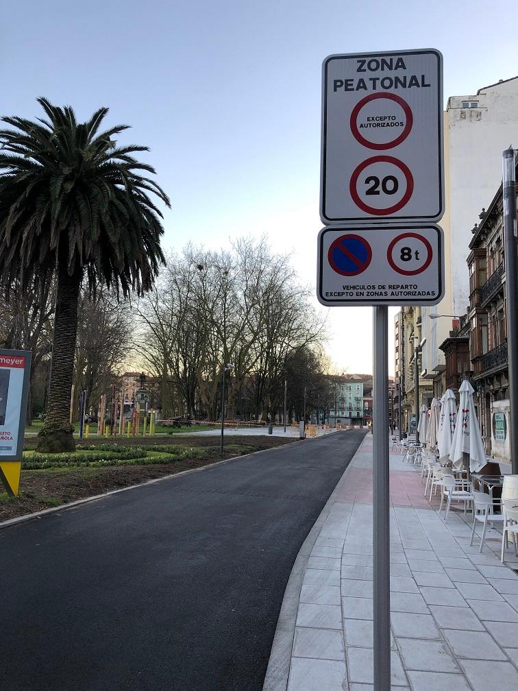 El bolardo de acceso a la calle Emile Robin entrará en servicio en marzo