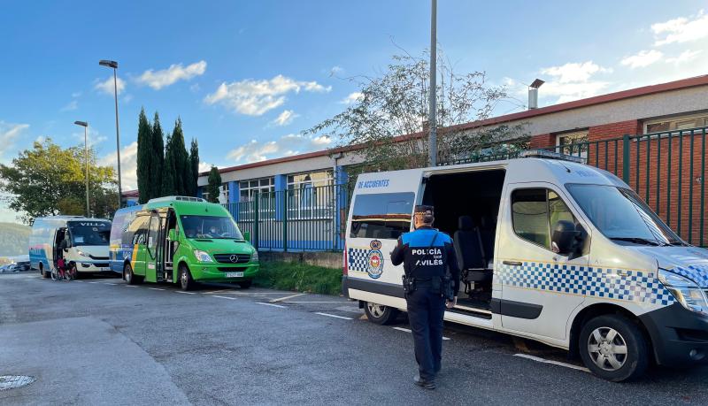 La Policía Local detectó 4 infracciones en sendos autobuses escolares durante la campaña especial de control