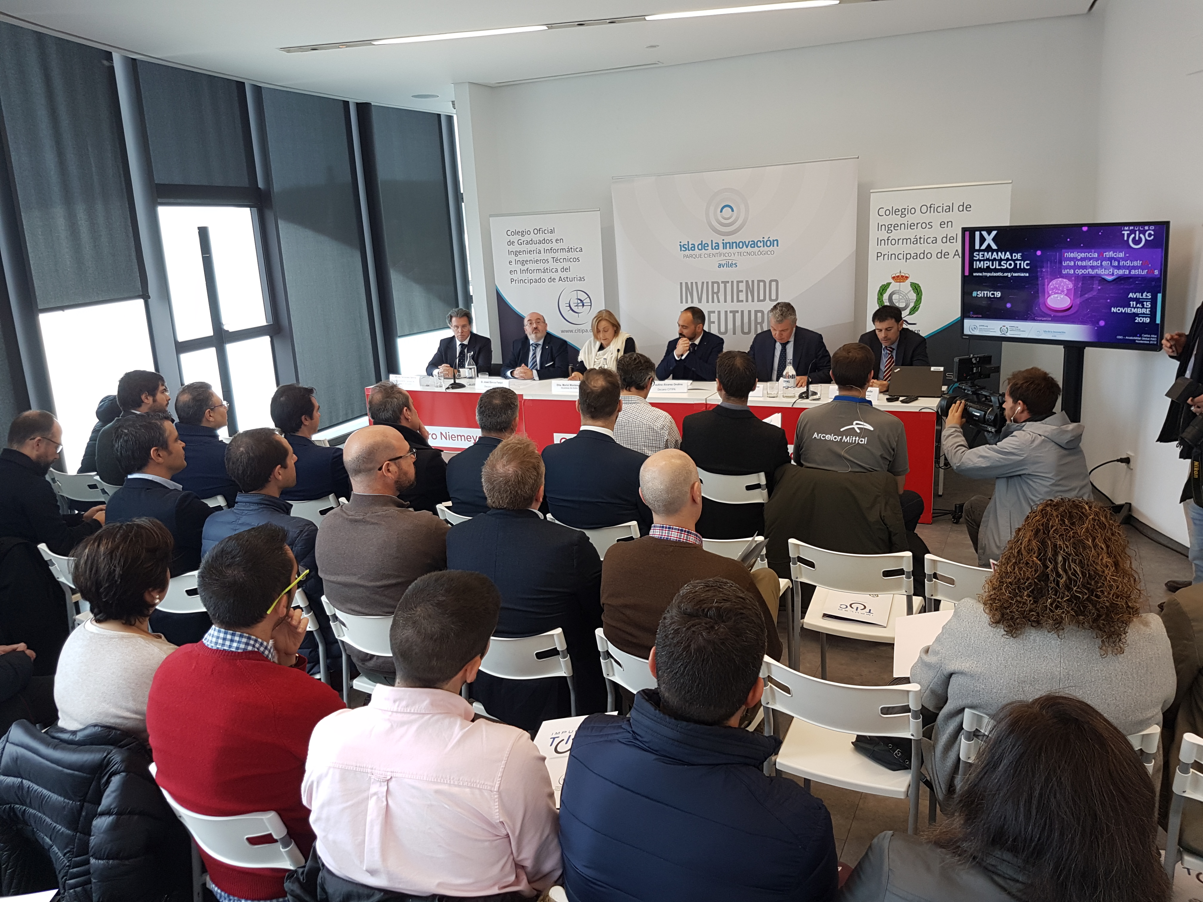 Queremos fijar poco a poco las bases de una ciudad comprometida con la ciencia, la innovación y las nuevas tecnologías