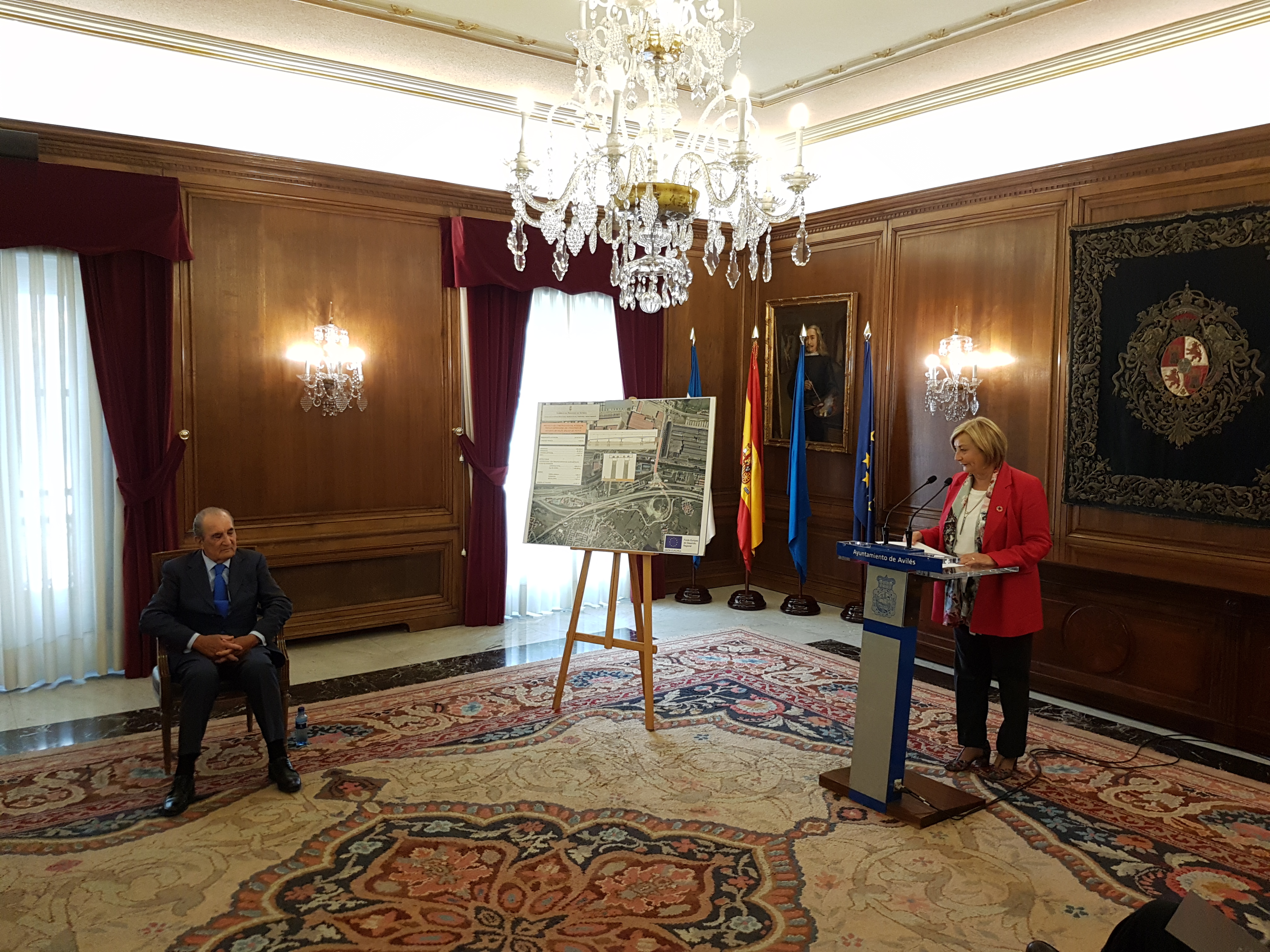 Intervención de la alcaldesa en funciones durante el acto de puesta en servicio de los accesos al Parque Empresarial Principado de Asturias