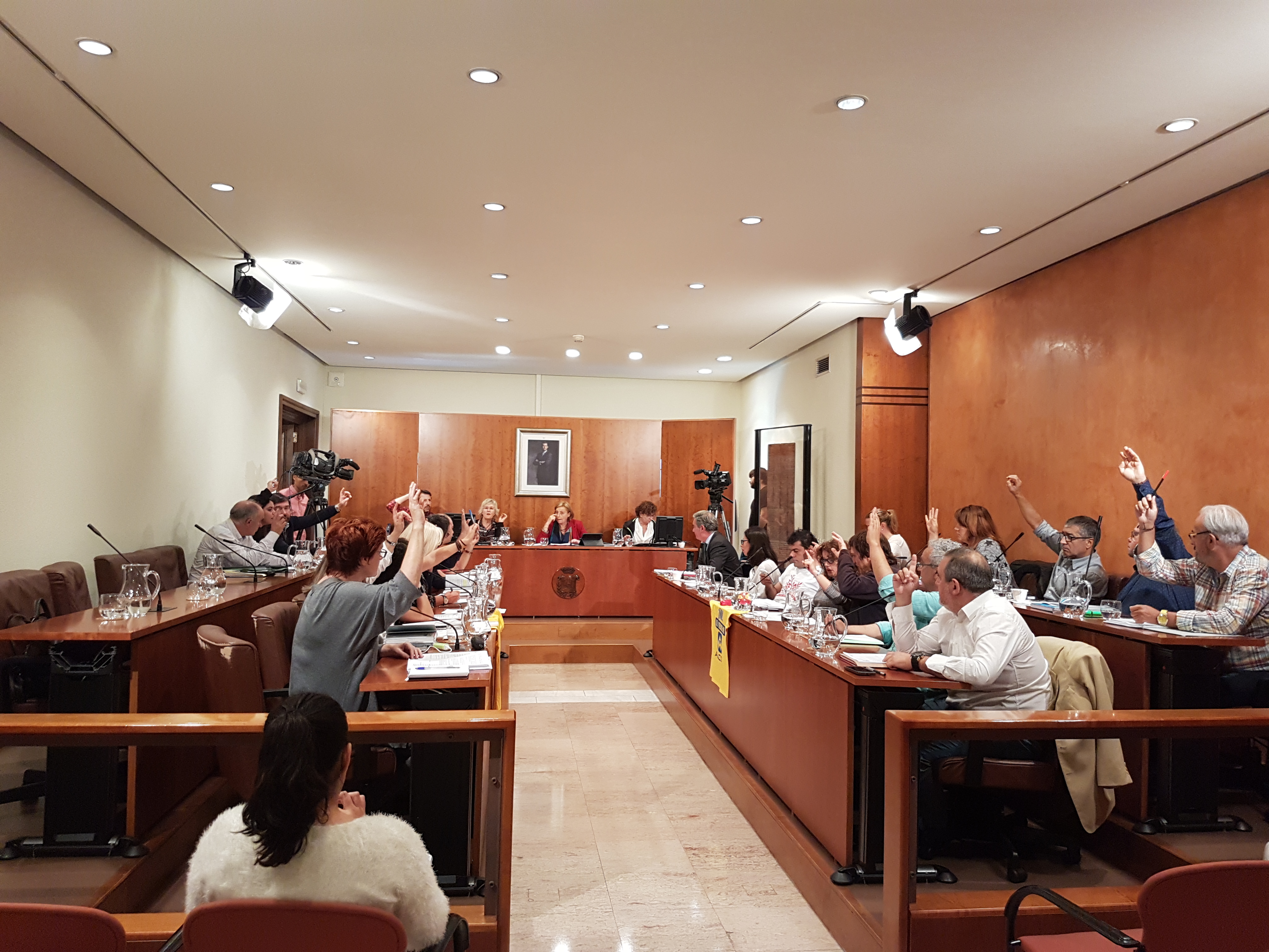 El Pleno aprueba las Ordenanzas Fiscales de 2019 y el proyecto Avilés Enseña de turismo idiomático