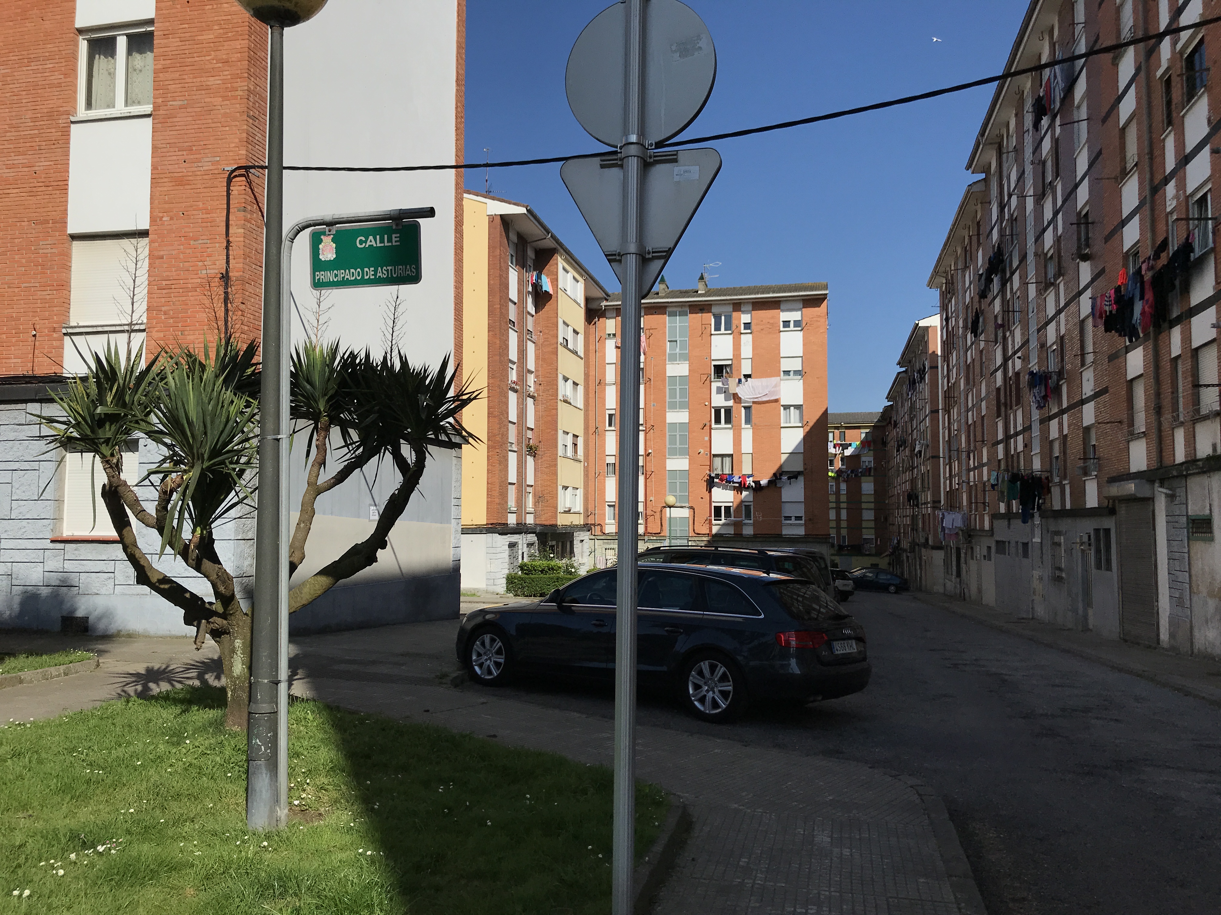 Este miércoles comienzan las obras de renovación de las calles Ana del Valle, David Arias y Principado, en Versalles