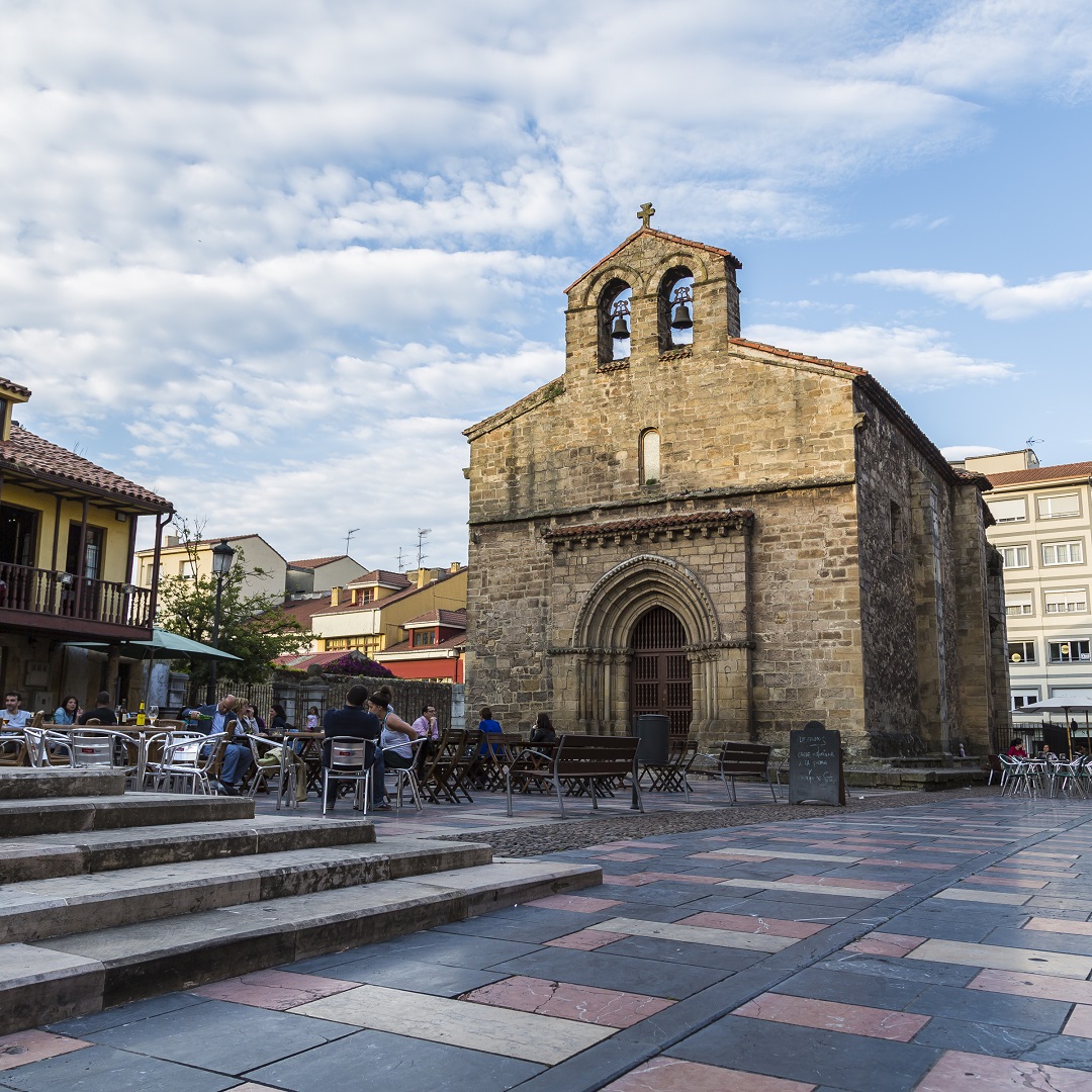 El Ayuntamiento da luz verde a las obras de restauración y consolidación de la cubierta de la iglesia románica de Sabugo